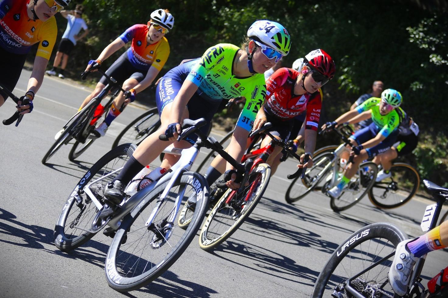 Tutto pronto per l'avventura rosa al 'Giro d'Italia Women UCI WWT'