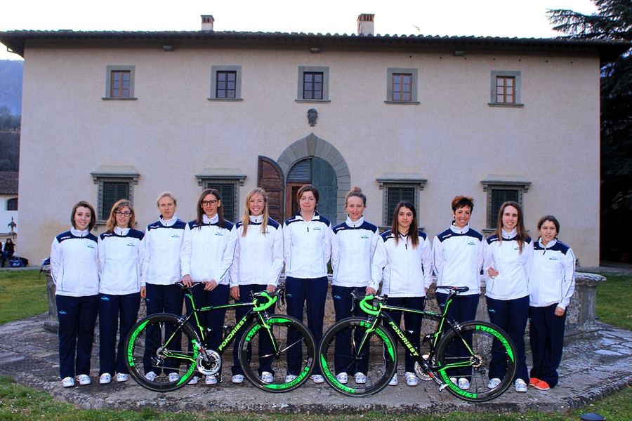Presentazione in grande stile per il Team Aromitalia – Vaiano – Fondriest